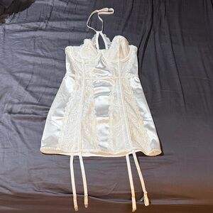 Elegant Red and White Women's Tops Set